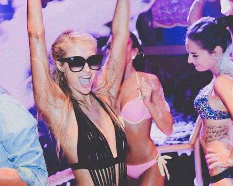 Paris Hilton all&#39;Amnesia di Ibiza 